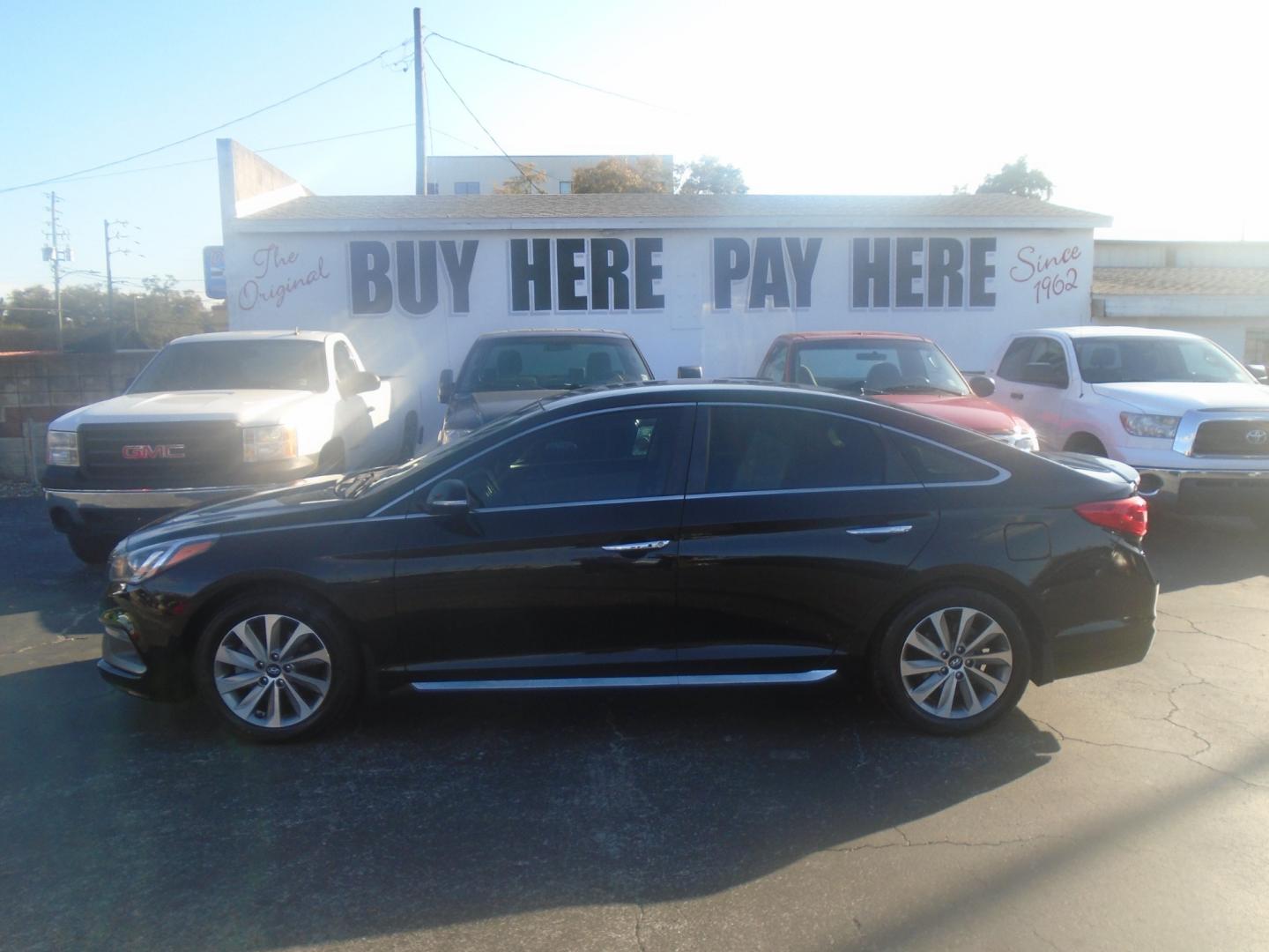 2015 Hyundai Sonata (5NPE34AF9FH) , located at 6112 N Florida Avenue, Tampa, FL, 33604, (888) 521-5131, 27.954929, -82.459534 - Photo#0